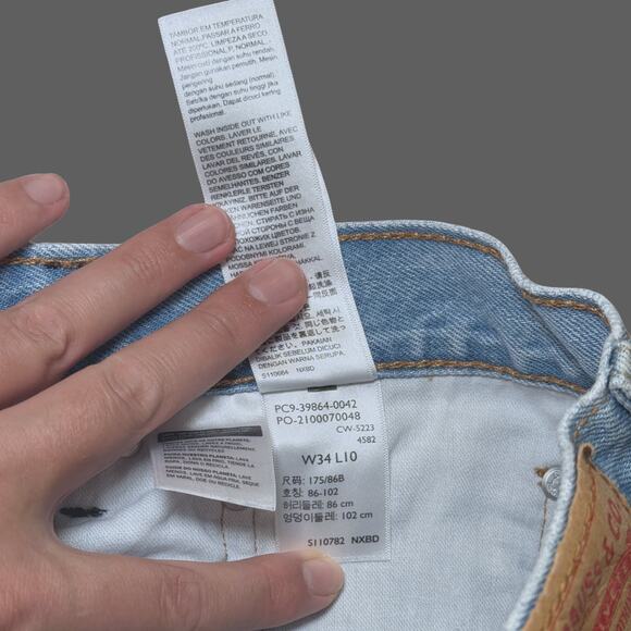 Levi's 405 20" Light Wash Denim Shorts Men's Size 34 GUC - Picture 10 of 11